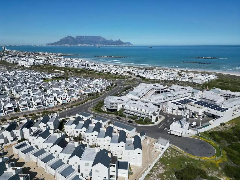 Stunning 2 Bedroom, Big Bay, Bona Views Cape Town Daire